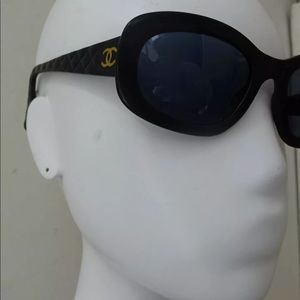 AUTHENTIC VINTAGE CHANEL 1990S SUNGLASSES